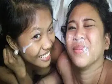 Dokumentasi Lidia Cantik Live Bersantai Kasur