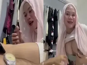 Gadis Cantik Pasrah Servis Kasur Ayang Hot